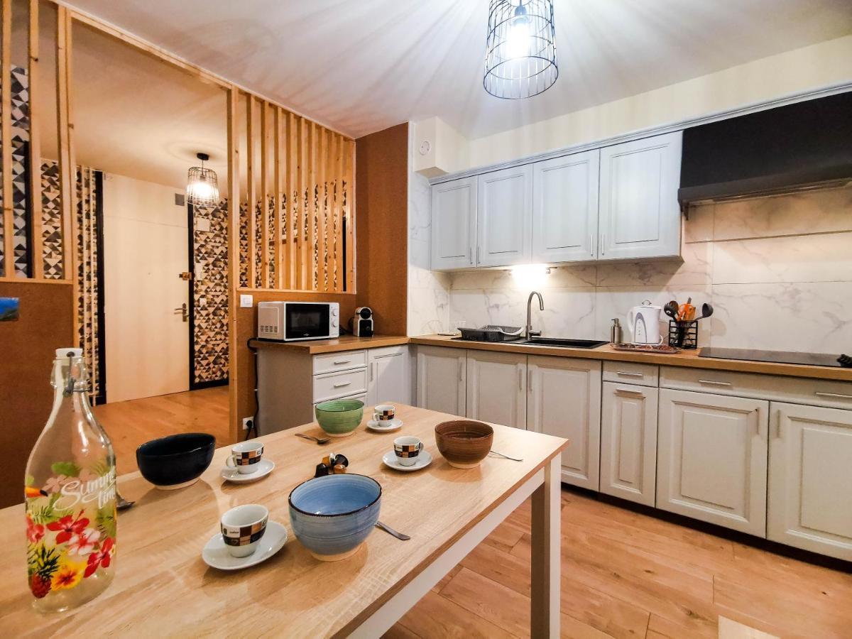Apartamento La Belle Balade - Parking - Wifi - Balcon - Belle Vue ! Annecy Exterior foto